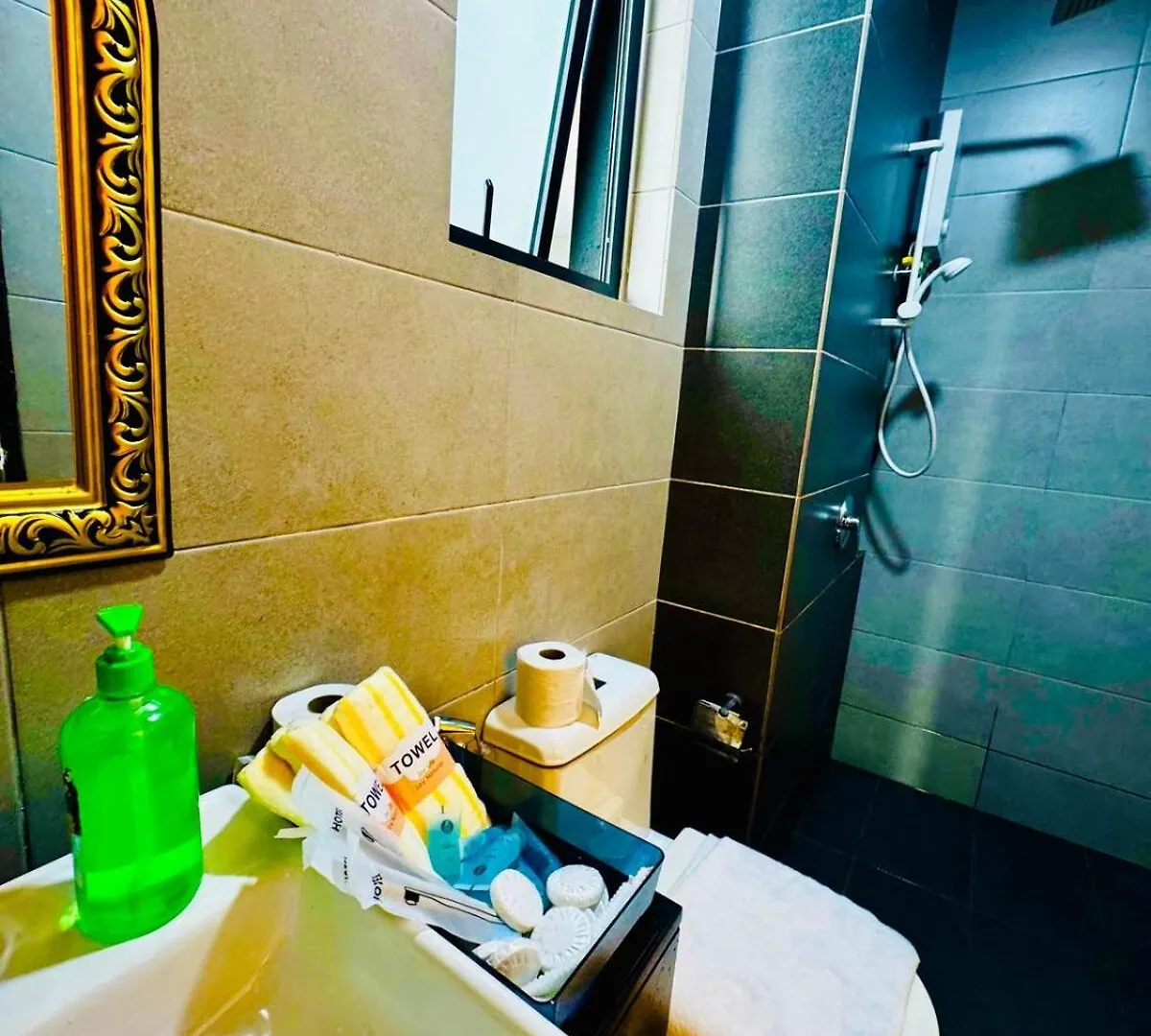 Vip3Br Romantic Retreat For12 Withsea & City Views Jelutong Apartment
