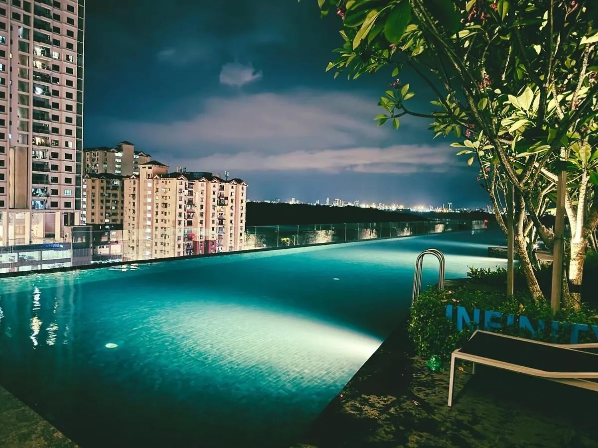 Apartment Vip3Br Romantic Retreat For12 Withsea & City Views Jelutong